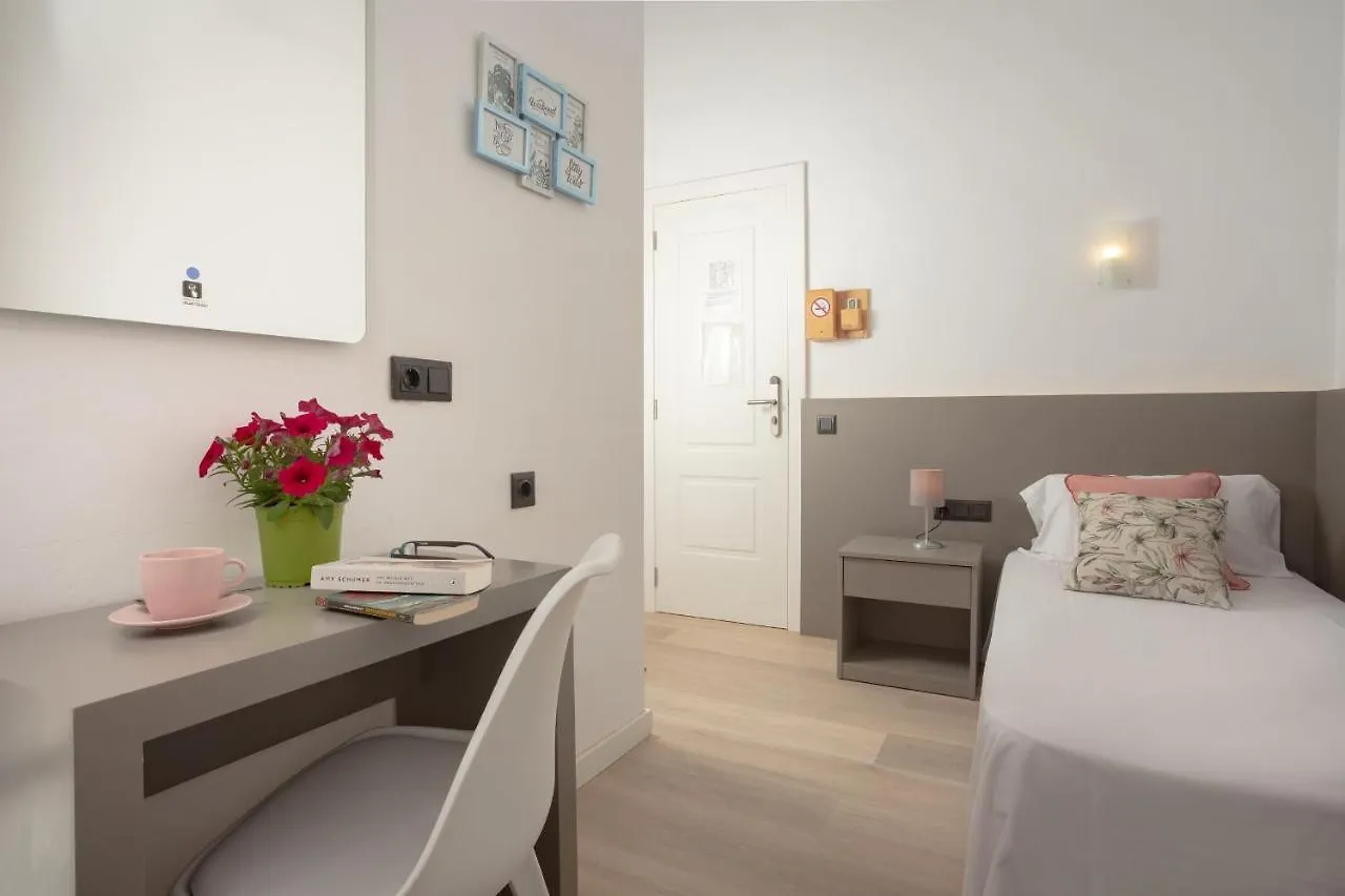 Guest house Antonios Hostal Sitges